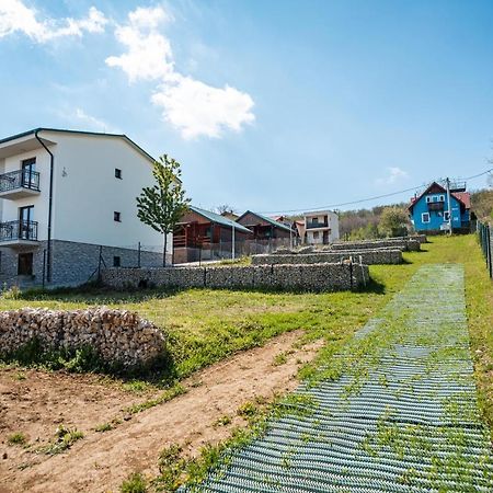 Gabion Garden Hotel Podhájska Eksteriør billede