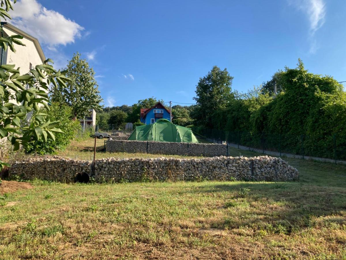 Gabion Garden Hotel Podhájska Eksteriør billede